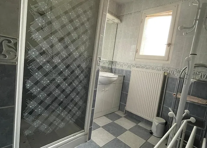 Le Lou Secadou شقة